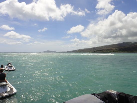 ハワイ ジェットスキー　ハイスピードで水上を滑走！＜ハワイカイ＞