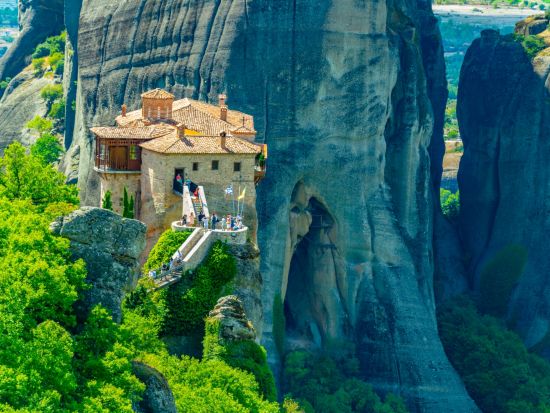 世界遺産メテオラ 半日観光ツアー＜英語／カランバカ・カストラキ村発／日本語オーディオガイド＞