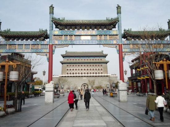 北京の大通り散策ナイトツアー！前門大街＋大柵欄＋鮮魚口＋楊梅竹斜街＜日本語ガイド／夕方発＞