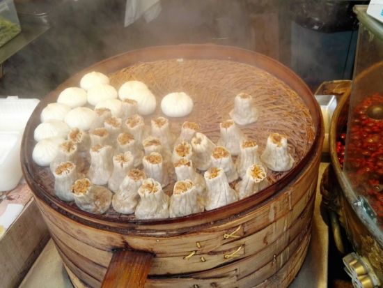 北京の大通り散策ナイトツアー！前門大街＋大柵欄＋鮮魚口＋楊梅竹斜街＜日本語ガイド／夕方発＞