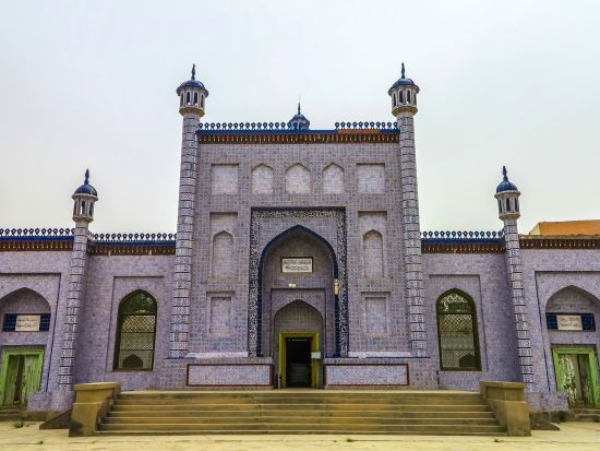 最果ての地カシュガル！寺院＋ユスフ・ハズ・ジャジェブ墓＋旧市街 1日ツアー＜専用車＋日本語ガイド／昼食付／カシュガル発＞