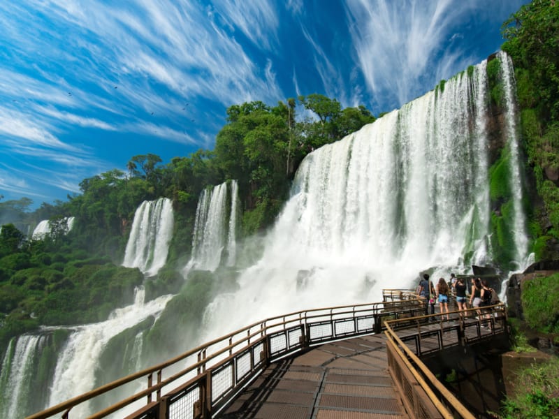 Argentina_Iguazu_shutterstock_1262443129