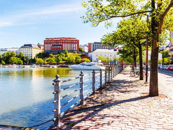 ヘルシンキウェルカムツアー トラムと徒歩で巡る市内観光！＜午前／日本語ガイド付き／ヘルシンキ発＞