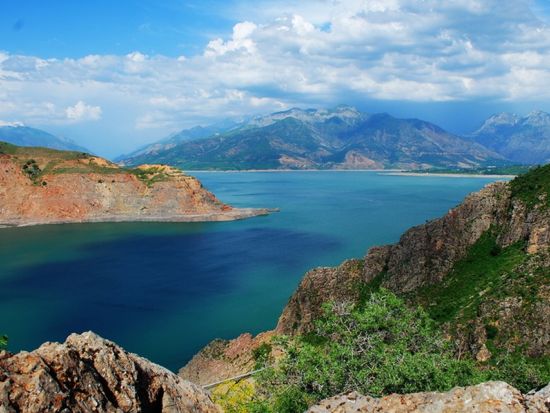 【プライベート】ウズベキスタンの自然を満喫！チムガン・マウンテン＆チャルヴァク湖＜タシュケント発＞