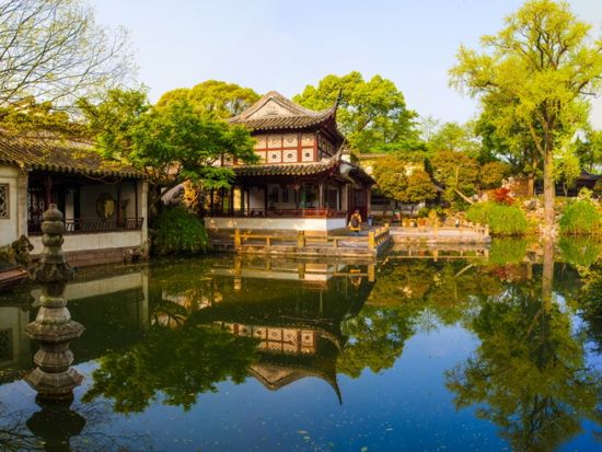 【プレミアム・上海】水の都 蘇州＆上海市内観光☆留園＋寒山寺＋山塘街+旧フランス租界＋ナイトクルーズ（特別鑑賞席）＜専用車／日本語ガイド／人気店の昼＆夕食付＞