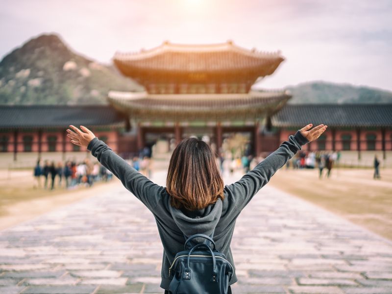 Korea_Gyeongbokgung_Palace_shutterstock_1092592196
