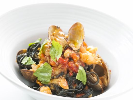 挙式やハネムーンのお食事会に！　タオルミーナ・シチリアン・キュイジーヌ　ウェディング用メニュー事前予約サービス＜ワイキキ・ビーチ・ウォーク内＞