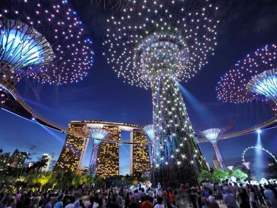 シンガポール夜景ツアー　オープントップバスもしくはリバークルーズから選べる！マーライオン公園＆マリーナベイサンズのショー＜日本語ガイド＞By JTB