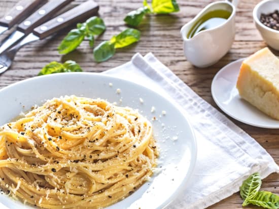 Cacio e pepe, Pasta, Italy