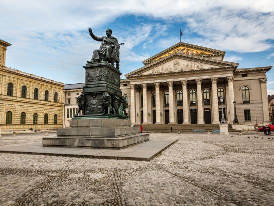 【プライベートツアー】ベテランガイドと巡る！ミュンヘン市内3時間観光ツアー＜午前・午後／日本語／ミュンヘン発＞ by Mybus