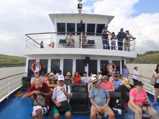 パナマ運河パーシャルクルーズツアー＜パナマシティー発＞