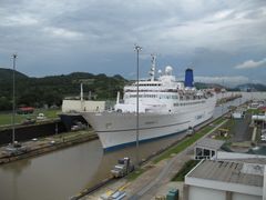 5.miraflores locks
