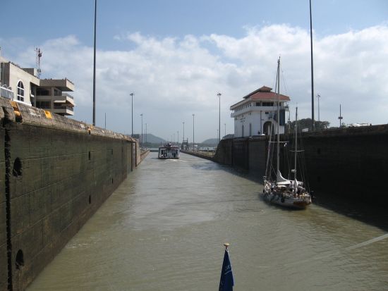 【トクメン国際空港発着】トランジット利用に便利！半日パナマ運河観光ツアー＜英語ガイド／パナマシティー発＞
