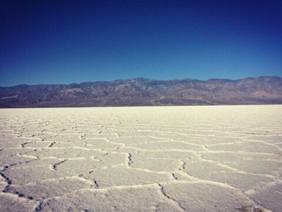 デスバレー国立公園 日帰り観光ツアー　昼食付き ＜日本語ガイド＞