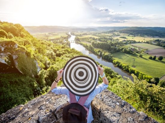ドルドーニュ渓谷観光ツアー　ドルドーニュ川流域の3つの村を訪問＆ガバーレ乗船 ＜4～10月／午後／英語ドライバーガイド／サルラ発＞