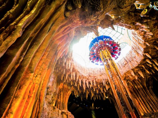 サンワールド・バーナーヒルズツアー　ギネス認定ケーブルカーも楽しめる天空の遊園地　ダナン花火大会鑑賞付プラン有＜日本語ガイド／基本アトラクション込み／ダナン発＞