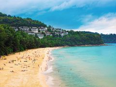 Naithon Beach coastline