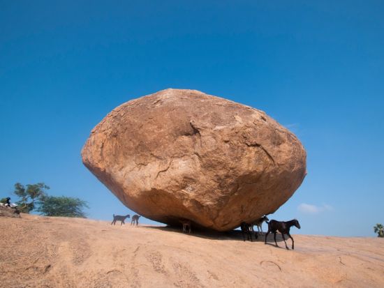 カーンチープラム＆マハーバリプラム 1泊2日ツアー＜貸切／英語ガイド／宿泊＆食事込／ホテル送迎＞