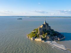 France_Normandy_Mont_Saint_Michele_Aerial_shutterstock_1471944935