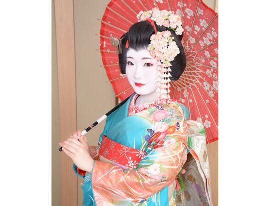 舞妓変身体験 写真補整付 スタジオ撮影プラン 子供 カップル専用コース有 京都市 祇園 By 舞妓体験studio夢工房 祇園店 京都の観光 遊び 体験 レジャー専門予約サイト Veltra ベルトラ