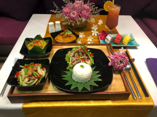 【貸切or混載】アンコールワット3大遺跡＋バンテアイ・スレイ1日観光ツアー  朝日夕日鑑賞＋アプサラダンスショー＜昼食・夕食／日本語ガイド＞