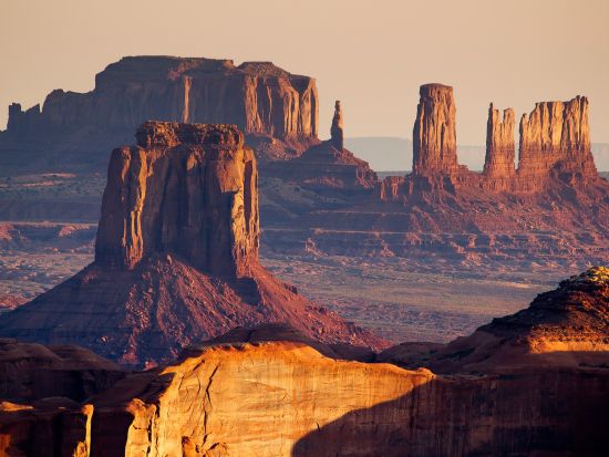 モニュメントバレー日帰りツアー ＜昼食付き／日本語ガイド／セドナ発＞