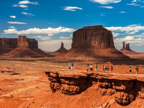 モニュメントバレー日帰りツアー ＜昼食付き／日本語ガイド／セドナ発＞