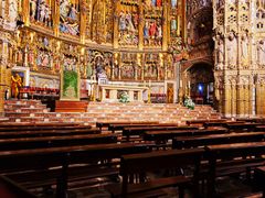 Spain_Toledo_Cathedral_Inside_shutterstock_212573614