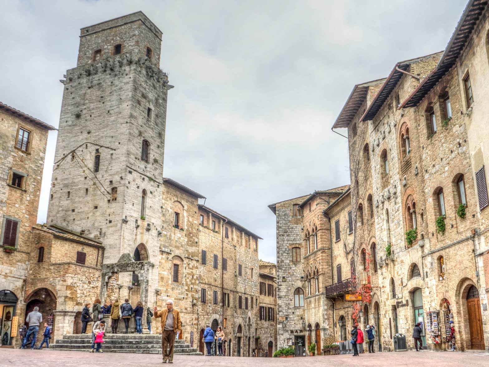 シエナ歴史地区 (イタリアの世界遺産) | イタリアの観光・オプショナル 