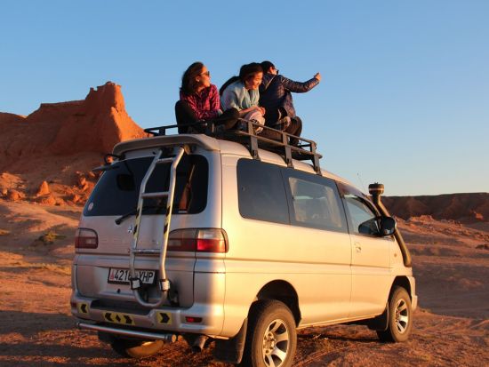 【5泊6日 or 6泊7日・6～9月限定】南ゴビ砂漠周遊プライベートツアー テレルジ＆モルツォグ砂丘＜国内線込み／日本語ガイド／チンギスハーン国際空港発着＞