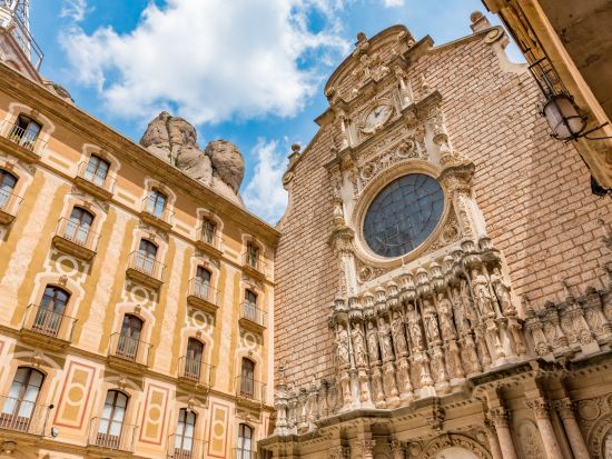 モンセラット 絶景ハイキング付き観光ツアー　＜半日・終日／英語／バルセロナ発＞