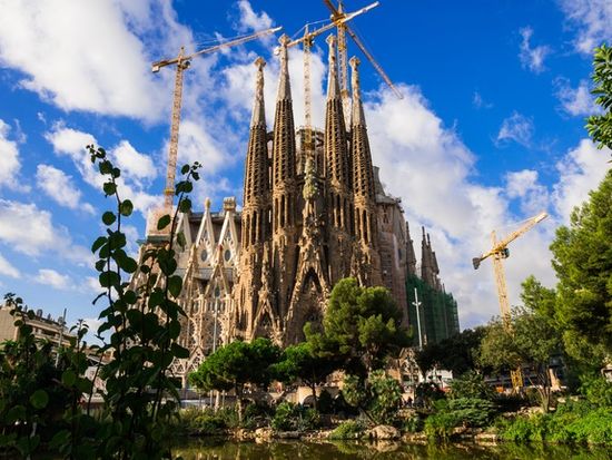 モンセラット バルセロナ定番観光地 グエル公園入場 1日ツアー 3月末 10月 英語 バルセロナ発 スペイン バルセロナ 旅行の観光 オプショナルツアー予約 Veltra ベルトラ モンセラット バルセロナ定番観光地 グエル公園入場 1日ツアー 3月末 10月 英語 バルセロナ発 スペイン バルセロナ 旅行の観光 オプショナルツアー予約 Veltra ベルトラ