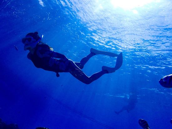 【プライベートツアー】モーニングSUP＋シュノーケリング　人が少ない早朝の静かな海を堪能！＜日本語／送迎付き＞byオーシャンフリーク