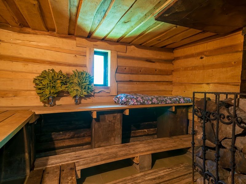 Banya (inside) (3)