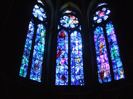 シャンパーニュ地方　モエ・エ・シャンドン見学＆世界遺産の町ランスを自由散策＜貸切／試飲2杯付／日本語アシスタント選択可／パリ発着＞