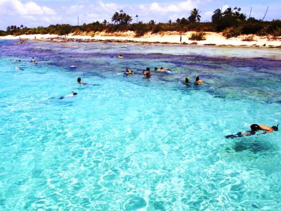 サンフアン　カタマランクルーズツアー＜英語又はスペイン語ガイド/サンフアン発＞