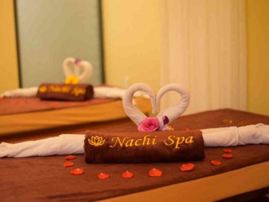 ナチスパ「Nachi Spa」オイル使用コースでは3種類からお好きな香りをチョイス＜日本語対応／ホイアン旧市街地区＞