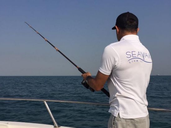 アラビア湾で本格フィッシング！Deep Sea Fishing＜ボート貸切／ドバイ発＞ *ボート1台あたり料金(6名まで)