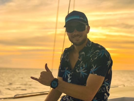 サンセットセーリング　シーマウイⅡ号　生演奏プラン＆貸切プランもご用意＜軽食・飲み放題付き／カアナパリビーチ発＞by シー・マウイ