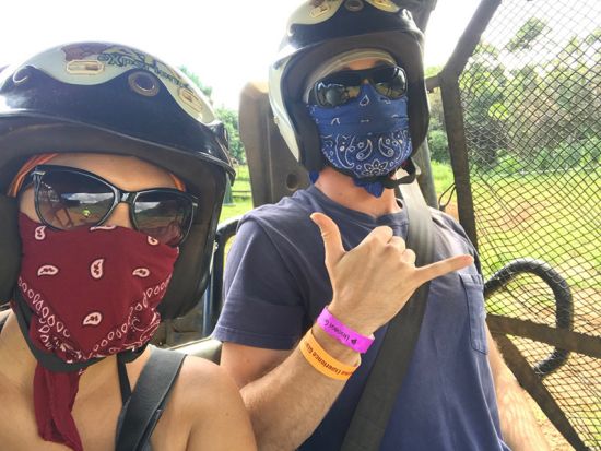 ハワイ島　ATVツアー　プライベートウォータホールの滝つぼでリフレッシュも！＜英語ガイド＞