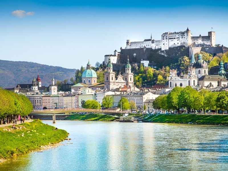 Austria_Salzburg_Cityscape_shutterstock_188552936