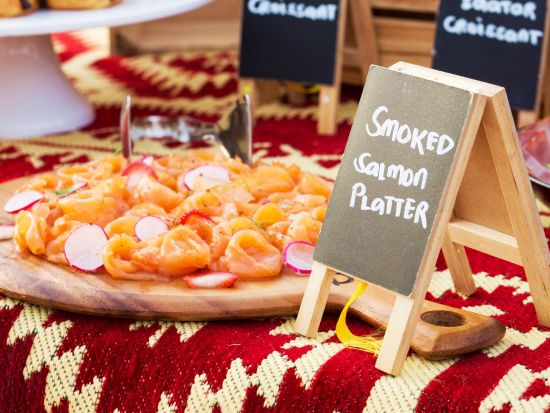 ドバイ熱気球遊覧スタンダードプラン 感動のサンライズと砂漠の絶景を堪能！朝食＋ラクダ乗り付きおすすめプラン＜9月～6月／ドバイ発／往復送迎付／朝食付＞