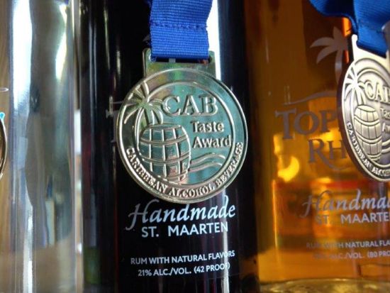 セントマーチン　蒸留酒ツアー ＜英語ガイド／セントマーチン発＞