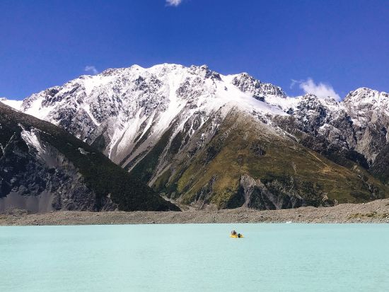 世界遺産マウントクック国立公園　氷河湖ボートクルーズツアー　世界でも3か所でしか体験できない！地球を体感＜午前・午後／英語ガイド／マウントクック発着＞