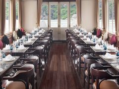 paradise-explorer-restaurant