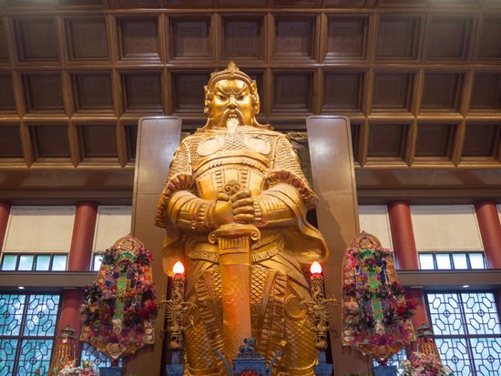 Hongkong_Che Kung Temple_shutterstock_735429556