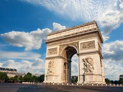 France_Paris_Arc_de_Triumph_123RF_21946920