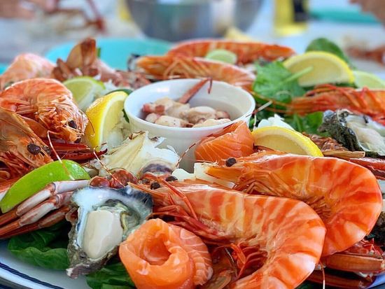 Rottnest Cruises - seafood platter (1)