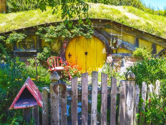 ホビット村1日観光ツアー 「ロード・オブ・ザ・リング」のロケ地を訪れる！＜英語ガイド／オークランド発＞