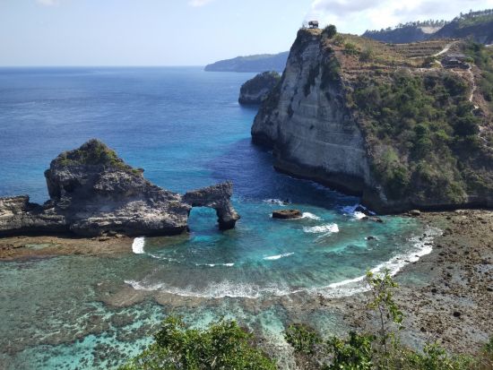 ペニダ島 1日観光ツアー　シュノーケリング＆ギリプトゥリ寺院＆インフィニティプールでのお洒落ランチ付き ＜日本語ガイド＞